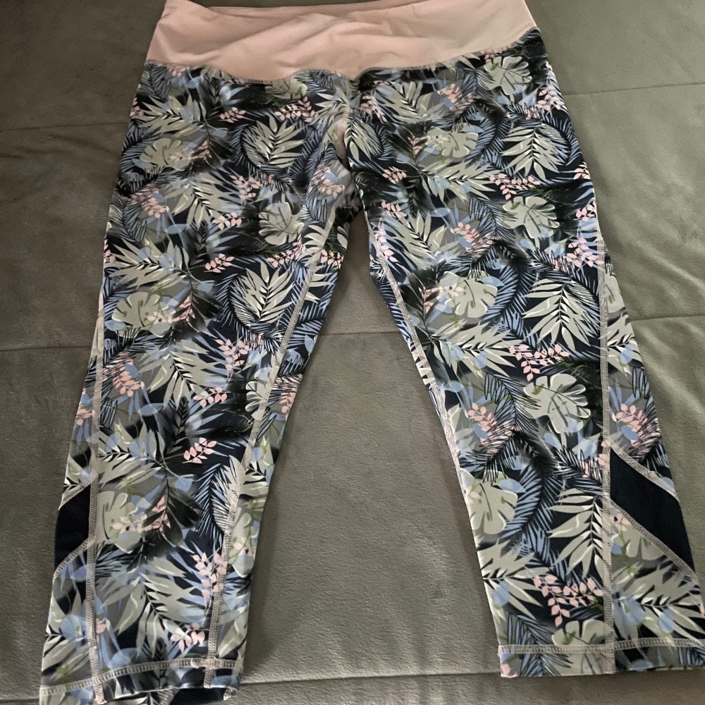 Capri stretch leggings